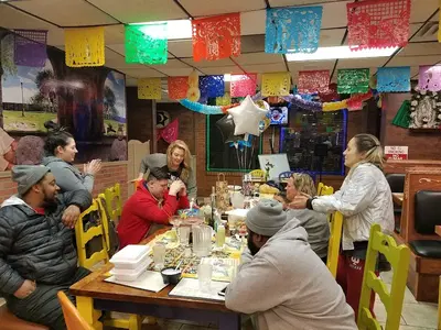 Sin Frontera Bar & Grill