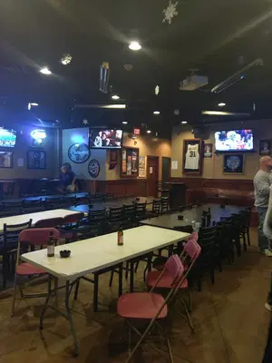 Heavy's Sports Cafe