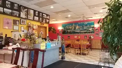 Mai's Thai Restaurant