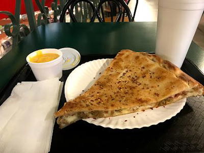 Mauricio's Pizzeria