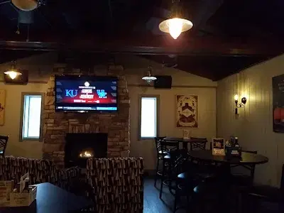 Pivot Lounge