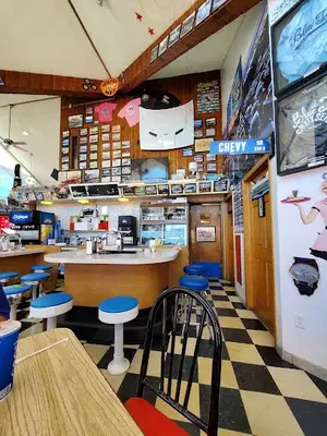 Johnsen's Blue Top Drive In