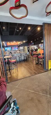 Applebee's Grill + Bar
