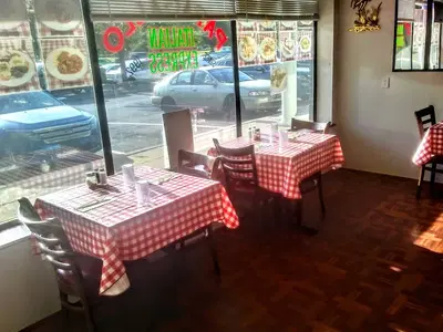 Papagallo gyro cafe