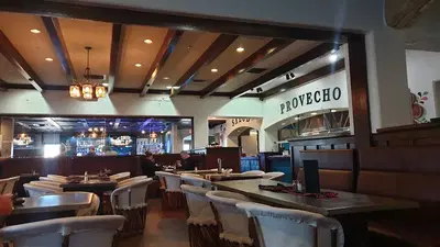 Los Compadres Mexican Grill