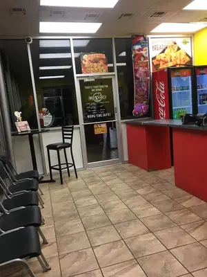 CheeZies Pizza - Wichita, KS (Downtown)