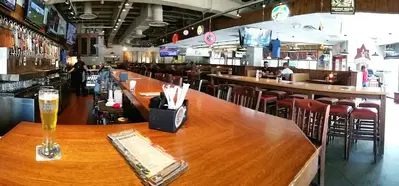 Old Chicago Pizza + Taproom