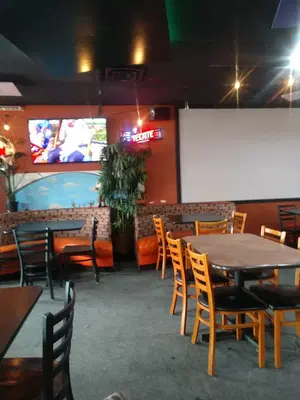 El Saguaro Mexican Grill & Night Club