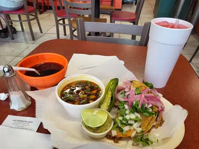 GG's Birria Barbacoa Café