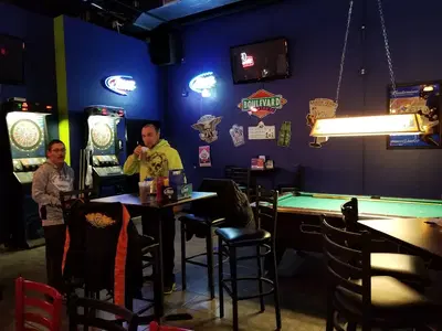 Hurricane Allie's Bar & Grill
