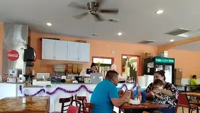 El Pulgarcito Salvadorean Restaurant