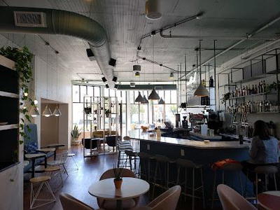 Naive Kitchen + Bar