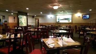 Oriental Triangle Chinese Restaurant & Lounge
