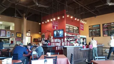 Theo's Neighborhood Pizza, Elmwood