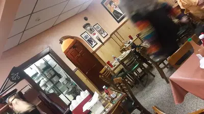 Liuzza's Restaurant & Bar