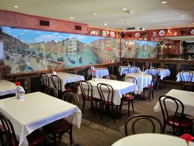 Fausto's Bistro