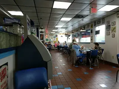 Dots Diner - River Ridge