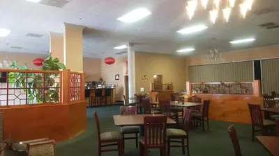 3 Happiness Restaurant