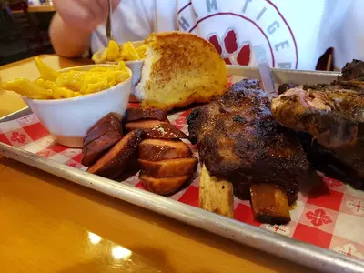 Old School BBQ & Smokehouse