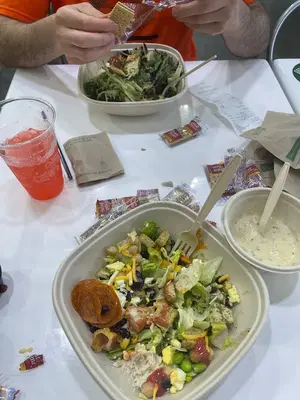 The Salad Station