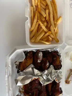 Empire Wingz