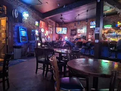 Half Moon Bar & Restaurant