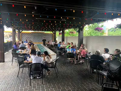 Los Reyes Mexican Grill