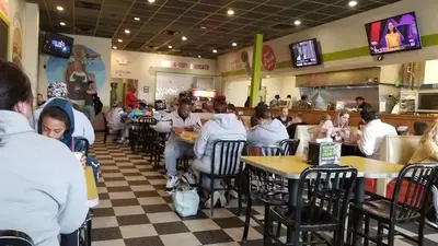 MOOYAH Burgers, Fries & Shakes