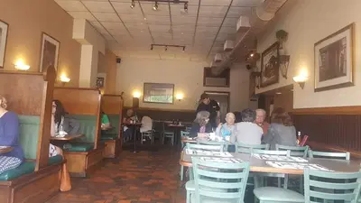 Morin's Hometown Bar & Grille