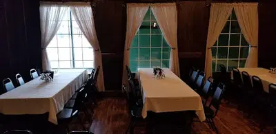 Nathan Bill's Bar & Restaurant