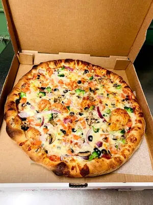 Boston Bay Pizza 3