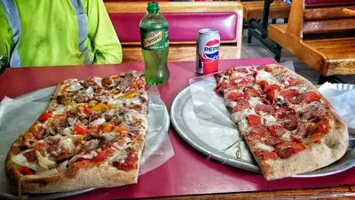 Liquori's Pizza