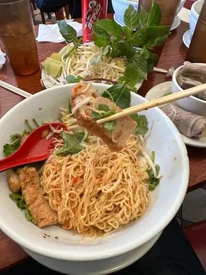 Như Lan Restaurant