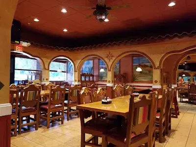 Los Portales