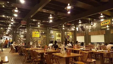 Cracker Barrel Old Country Store