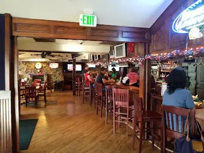 Donna's Tavern & Restaurant