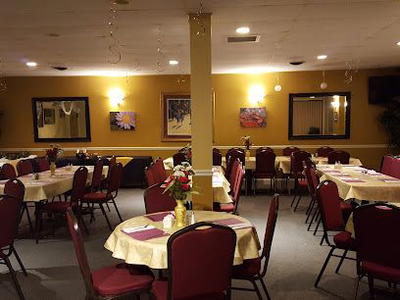 Poplar Sports Bar & Grille