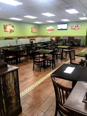 Lombardis Pizza & Grill