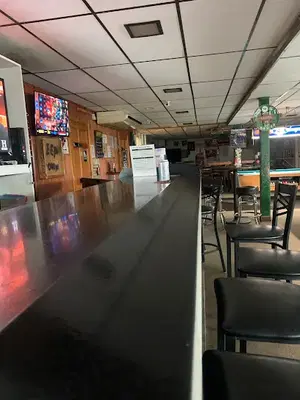 Everest Bar & Resturant