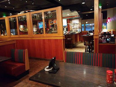 Red Robin Gourmet Burgers and Brews