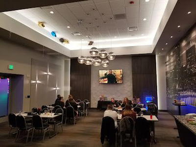 Dave & Buster's