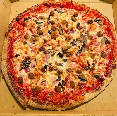 Pizza Boli's