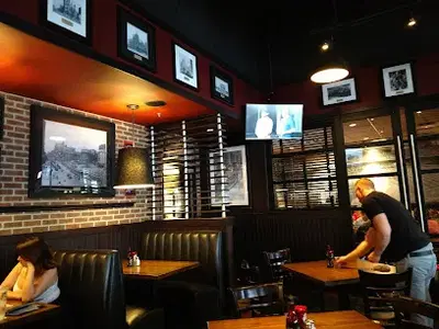 Rusty Bucket Restaurant and Tavern