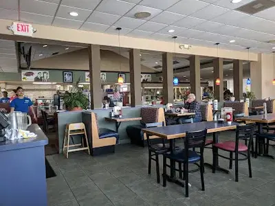 Annie's Family Restaurant & Bakery