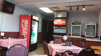 Lia's Pizza