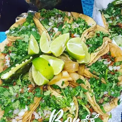 Tacos Los Compadres LLC