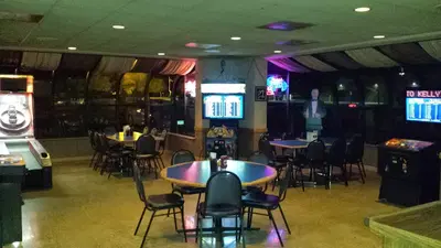 Cam's Bar & Eatery