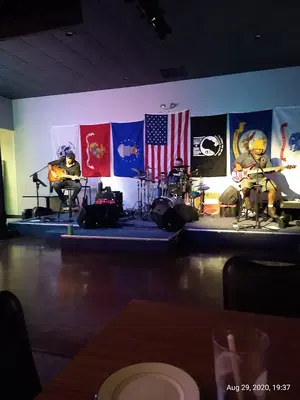 Silver cafe