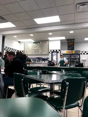 Wally's Roast Beef