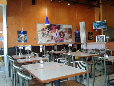 Dino's Gyros